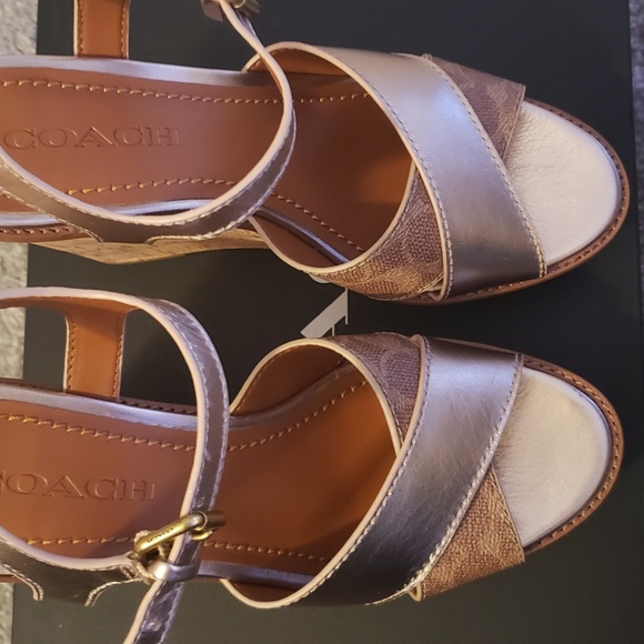 NWT Coach wedges - Picture 2 of 6